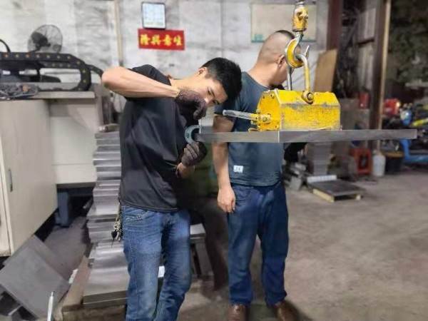 模具钢材厂家