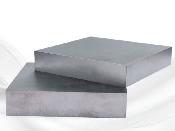 SKD11模具钢会生锈吗？