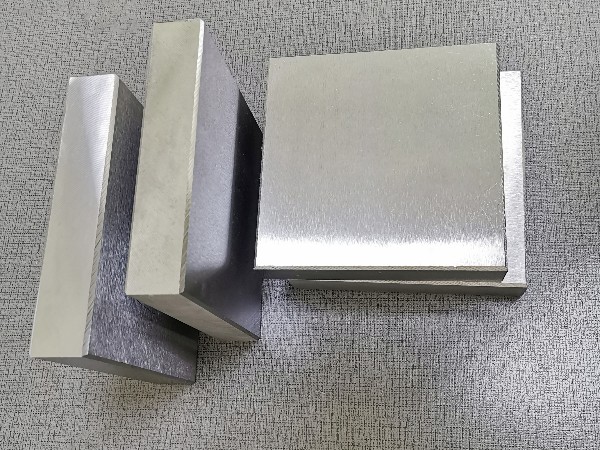 模具钢材生锈的原因以及带有防锈的模具钢
