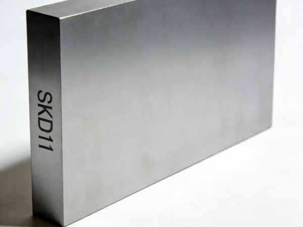 紧急订单遇上SKD11变形难题，隆实模具钢材如何按时交付？